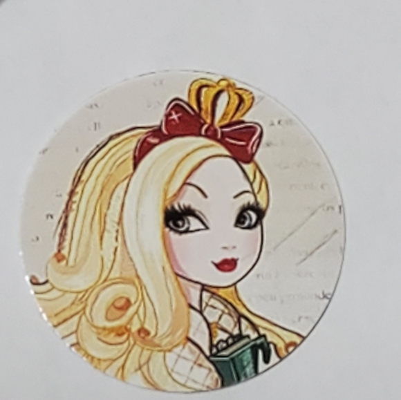 Ever after high bottlecap necklace for 1. On leather cord - Picture 3 of 6